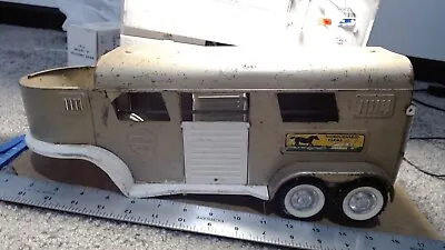 1960's Vintage Nylint Thoroughbred Farms Horse Trailer Gold Pressed Steel USA • $31.39