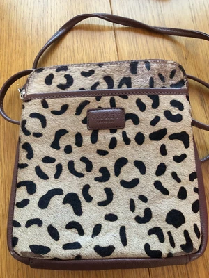 £12 • Buy Osprey Cross Body Bag Brown Leather /Pony Skin /Leopard Print Effect 23cm X 20cm