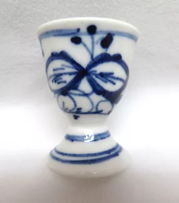 Vintage German / Czech Hand Painted Porcelain Blue Onion & White Egg Cup  • $17