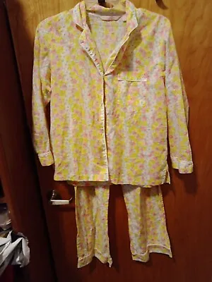Woman's Victoria Secrets Pajama Size Small Yellow Pink Flower Print Lightwieght • $18.99
