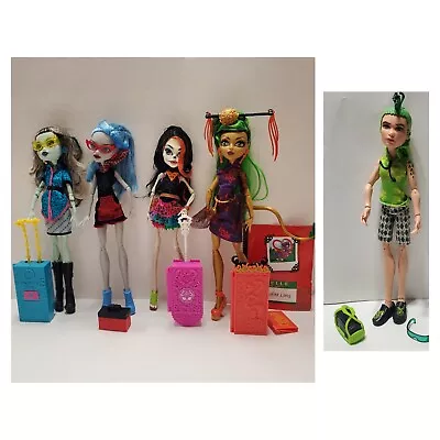 Monster High  Scaris City Of Frights Mattel Doll Lot 2008 • $150