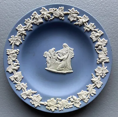 $11.69 • Buy Vintage Wedgwood Blue Jasperware 4.5  Round Ashtray Trinket Dish England Potteru