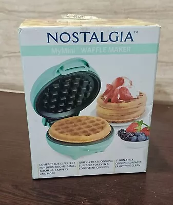 NOSTLALGIA My Mini Waffle Maker • $11.50