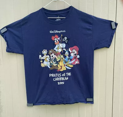 *RARE* 2014 Disney World WDW Pirates Of The Caribbean Character Shirt Parks • $19.99