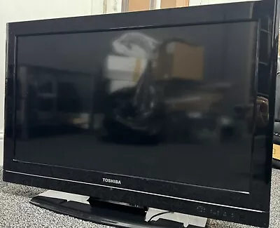 Toshiba 32DV502B 32  720p HD LCD Television COMES WITH STAND • £150