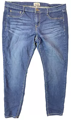 Mudd Junior Girls Mid-rise Skinny Blue Jeggings 28  Inseam Size 17 • $13.96