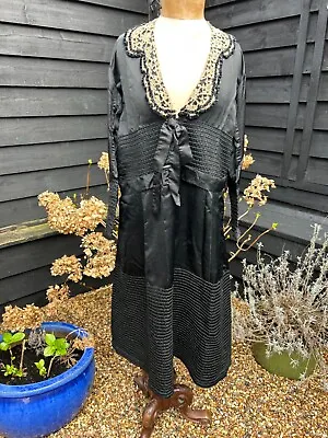 Antique Ladies Black Dress With Velvet & Lace Collar Corded Skirt As Found • £80