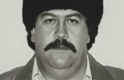 PABLO ESCOBAR GLOSSY POSTER PICTURE PHOTO PRINT Narcos Colombian Medellin 5361 • $14.99