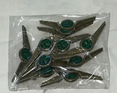 Vintage Lot Of 10 UNUSED Junior Crew OZARK AIRLINES Pilot Wings - Plastic 2.5  • $15