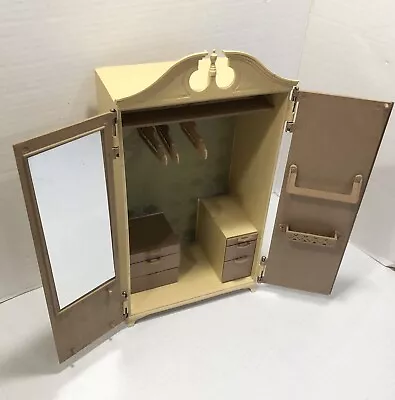$49.99 • Buy 1963 BROWN SUZY GOOSE KEN WARDROBE CLOSET' & Hangers NICE CONDITION'
