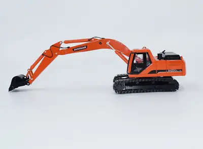  1/40 Doosan Daewoo DH220LC-9E Excavator Truck Model Alloy Crawler Hook Machine • $69.99