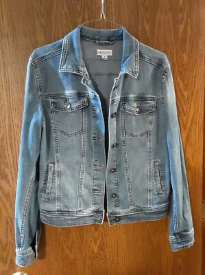 Merona Denim Blue Jean Jacket Women Size Medium Stone Wash Trucker Rivet Buttons • $14.99