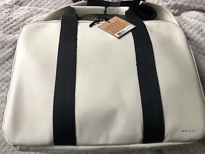 Matt & Nat Vegan Phoenix P8 White/Black Faux Leather Shoulder/Carry Bag • £59.99