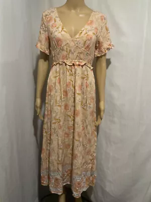 Ava Size 8 Floral Boho  Maxi Dress • $24