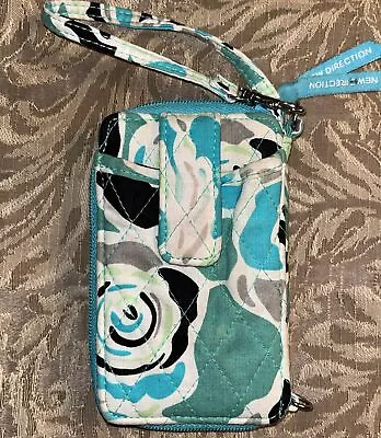 Vera Bradley Floral Carry It All Wristlet Zip Around Wallet • $5