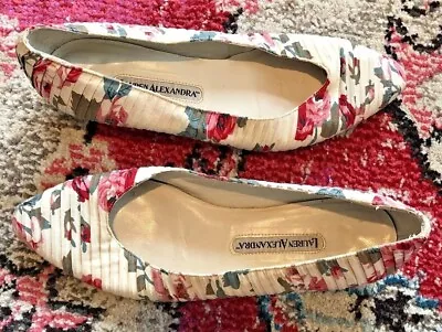 Vtg Lauren Alexandra Womens Sz 8 Floral Pointed Toe Ballet Flat Love Shack Fancy • $34.99