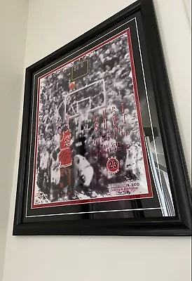 MICHAEL JORDAN AUTO BULLS GAME WINNING LAST SHOT FRAMED PHOTO 24x28 • $2999