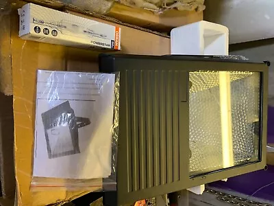 £45 • Buy  150watt Metal Halide Floodlights 
