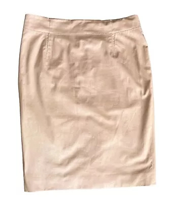 $38 • Buy Vintage Salvatore Ferragamo Pencil Skirt - Women's Size 12 (IT 46)