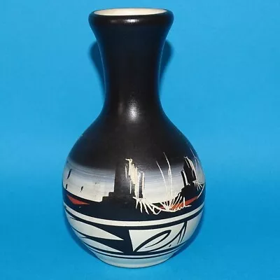 Navajo Mesa Verde Pottery Vase Incised Monument Valley AZ Artist Signed AL 5” • $26