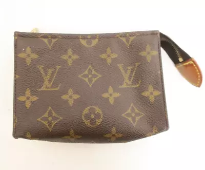 Authentic Louis Vuitton  Monogram Poche Toilette 15 Cosmetic Pouch #26385 • £85.90