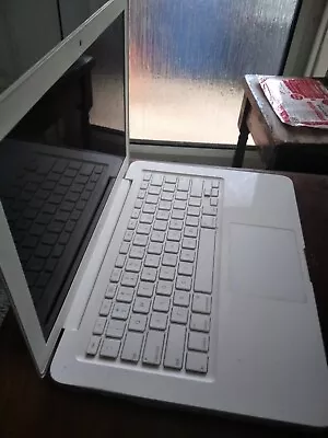 £60 • Buy Apple MacBook A1342, 13.3 , HIGH SierraOS, 4GB RAM, 250GB HDD + MS OFFICE