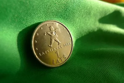 #me. Latvia 1 LATS 2004 Tom Thumb Spriditis EU - Latvian Coin • £10.80