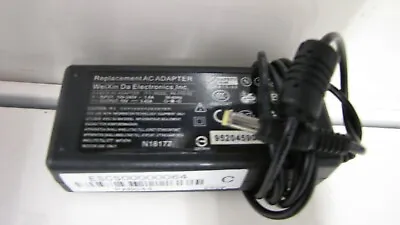 Wei Xin Da Electronics Pa-1700-02 19volt 3.42 Amp Power Supply • £10
