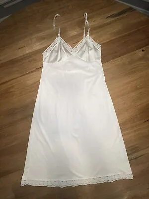 Vintage Vanity Fair Full Slip White Style 10-103 Lace Size 36 26”/42 Made USA • $16