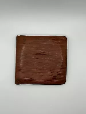 Louis Vuitton Epi Marco Mens Brown Wallet • $89.99