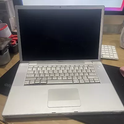 Apple MacBook Pro 15  2008 ? Laptop Broken Screen Parts Or Repair Only As Is • $29.99