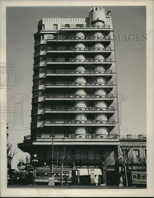 1940 Press Photo Functional Apartment Dwelling In Populated Montevideo Uruguay • $19.99
