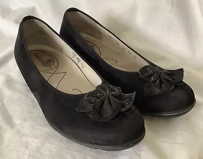 Black Buttersoft Suede Leather Waldlaufer Pumps Sz 5.5 Wide Fitting (H) • £35