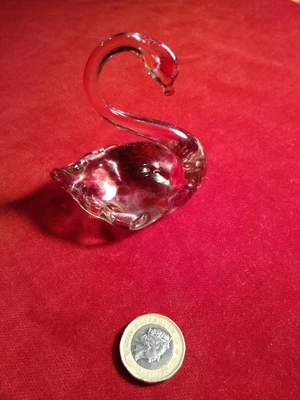£11.99 • Buy Vintage Heron Glass Pink Swan