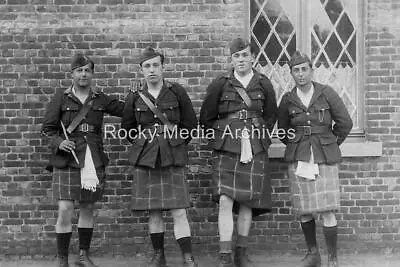 Gh-73 WW1 MMG MGC Motor Machine Gun Corps 4 Scottish Soldiers Kilts. Photo • $4.17