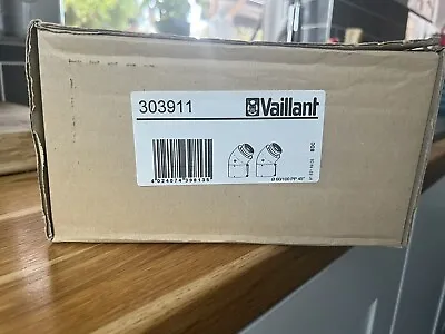 Pair Of Vaillant 45° Degree Elbow Boiler Flue Bends 60/100mm • £40