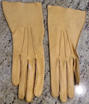 Vintage Size S 6 3/4  Deerskin Leather Soft Driving Gloves 9  Tan Yellow • $22