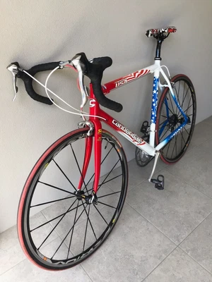 $1250 • Buy Cannondale CAAD5 Racer Road Bike
