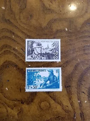 Stamps France Scott #B94-5 H • $1.50