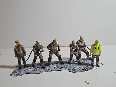 Scale3D 1/43 Scale Hand Painted Fire Fighter's 6 Figures Code 3  • £20