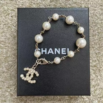 CHANEL Bracelet Chanel Pearl Bracelet • $573.74