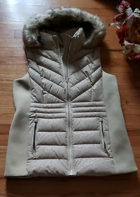 MICHAEL Kors Women's Hooded Quilted Faux Fur Trim Vest Plus 1X TAN Golden Zipper • $140