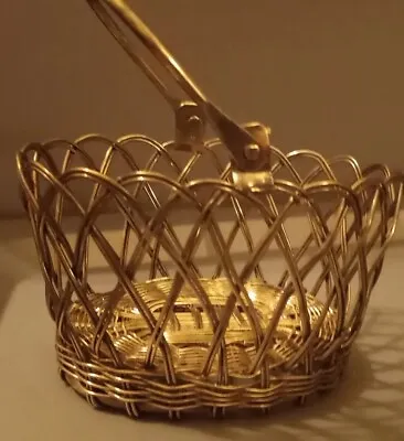 Vintage Small Petite Metal Wire Weave Easter Mini Egg Basket W/Handle 5   • $13.50