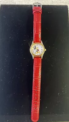 Vtg Mickey Mouse Watch MC0076 Goldtone Water Resistant Battery • $26.50