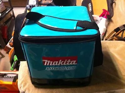 MAKITA LXT TOOL BAG WITH SHOULDER STRAP 3 Interior Sections • £94.04