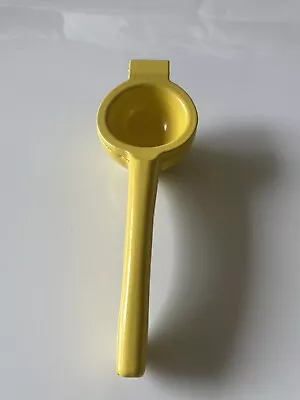 Vintage Enameled Lemon Juicer Squeezer Yellow Heavy Metal • $12