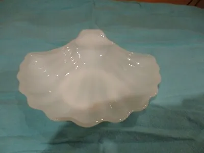 Vintage White Milk Glass Sea Shell Nut Dish/Trinket Or Soap Dish Anchor Hocking • $12.99