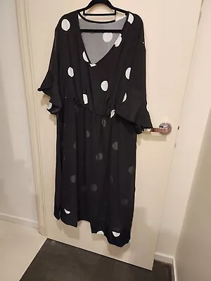 $20 • Buy Shein Curve Black & White Poka Dot Ciffon Overlay Dress Size 5XL *Brand New*