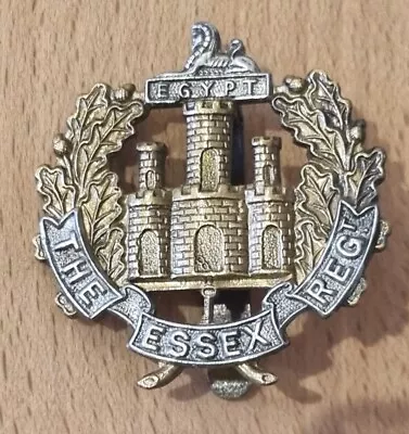 British Army The Essex Regiment Bimetal Cap Badge - J.R. Gaunt • $12.32