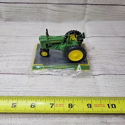 Danbury Mint 1/43 John Deere Model G Tractor W/ Magnetic Display Base • $25.99